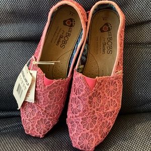 Girl’s Bob’s slip ons
